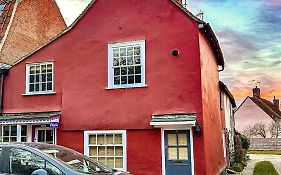 One Threadneedle Street, Dedham
